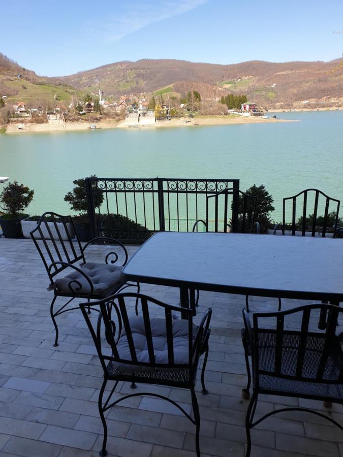 Lake House Novi Pazar Eksteriør billede