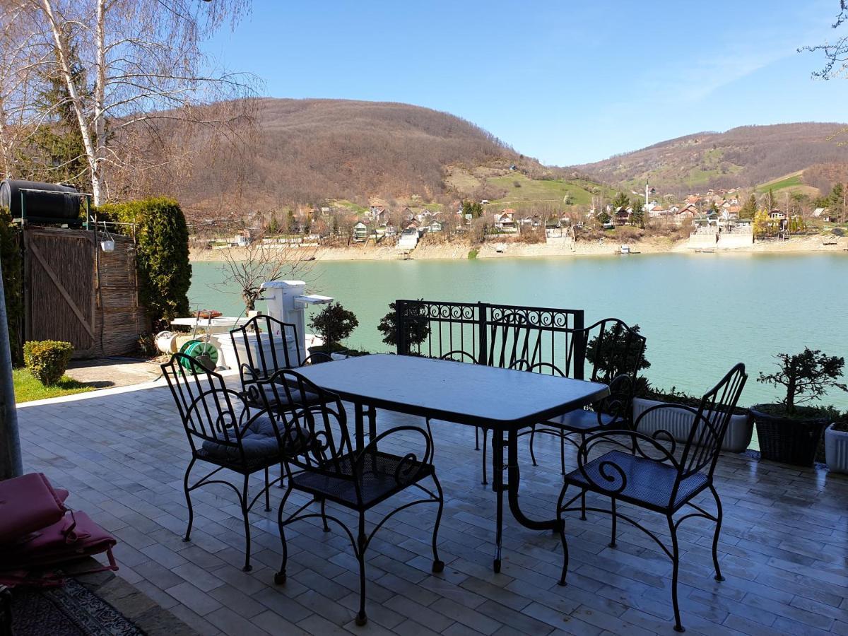 Lake House Novi Pazar Eksteriør billede