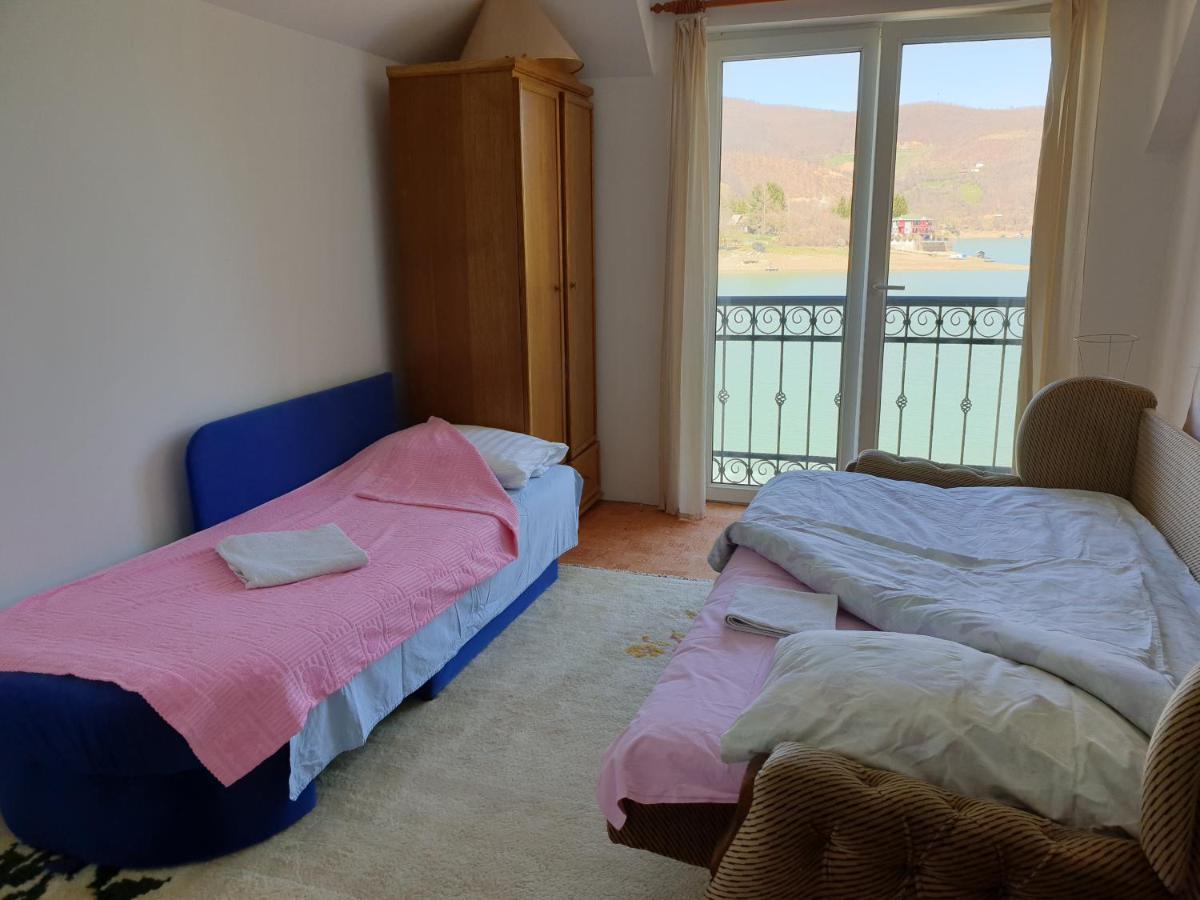 Lake House Novi Pazar Eksteriør billede