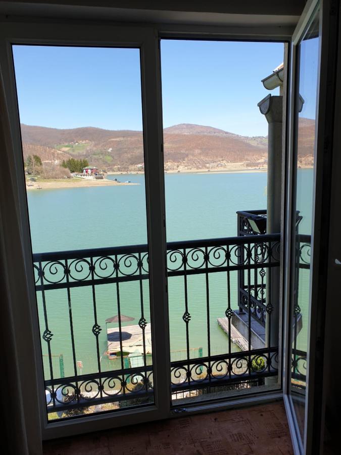 Lake House Novi Pazar Eksteriør billede